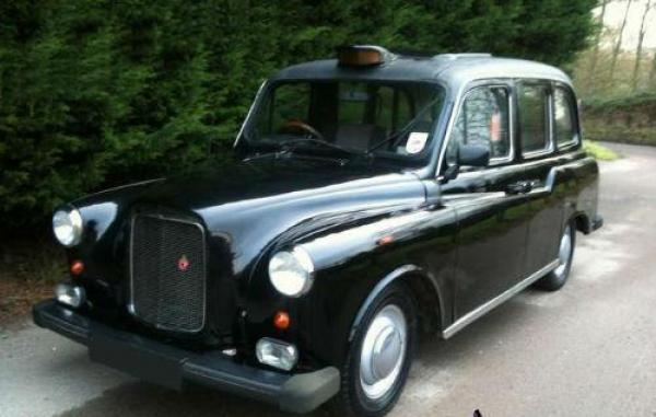 LTI Fairway Carbodies -Taxiu londonez de epoca masina pt evenimente