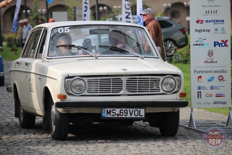 Volvo 144