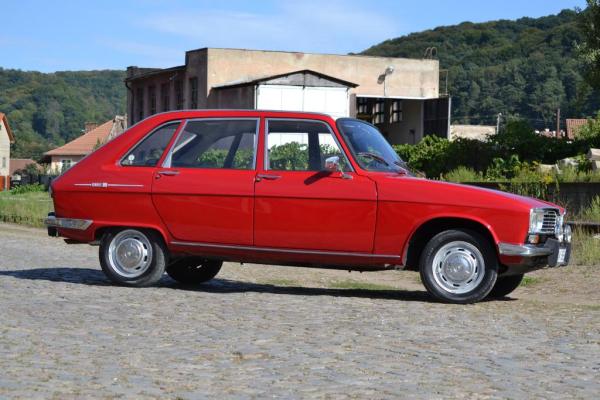 Renault 16