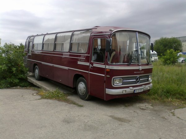 Mercedes Benz 0302