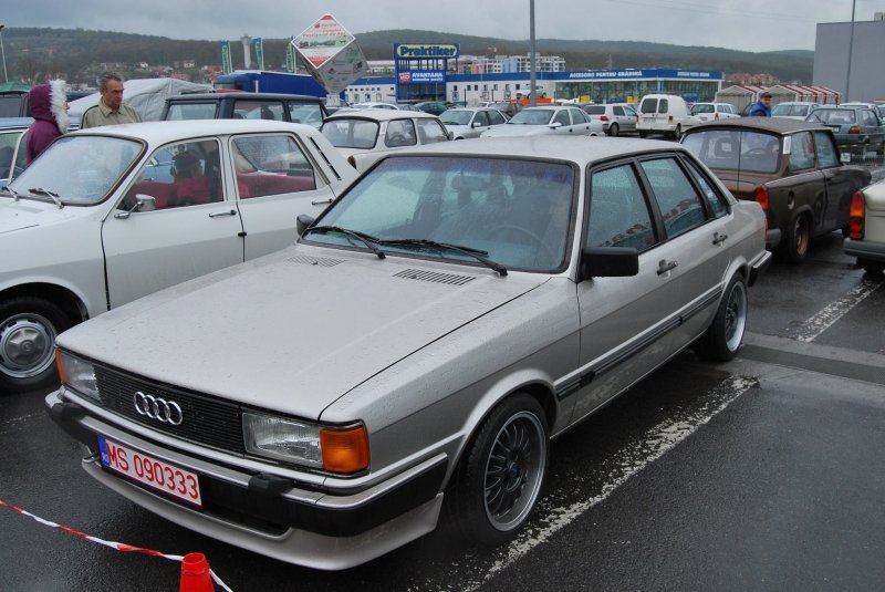 Audi 80