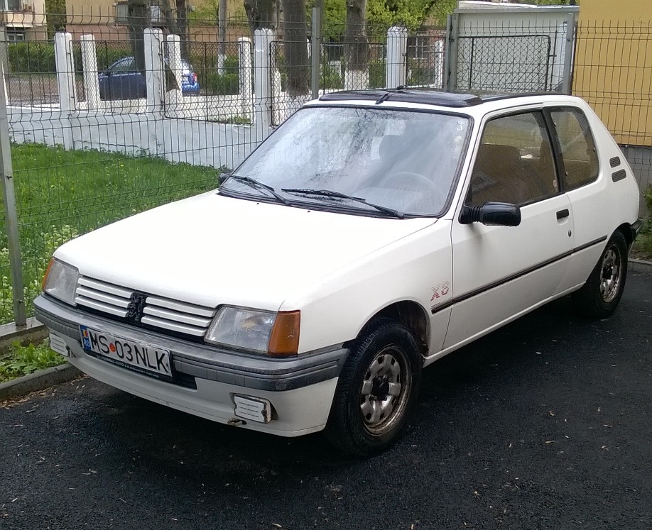 Peugeot 205XS