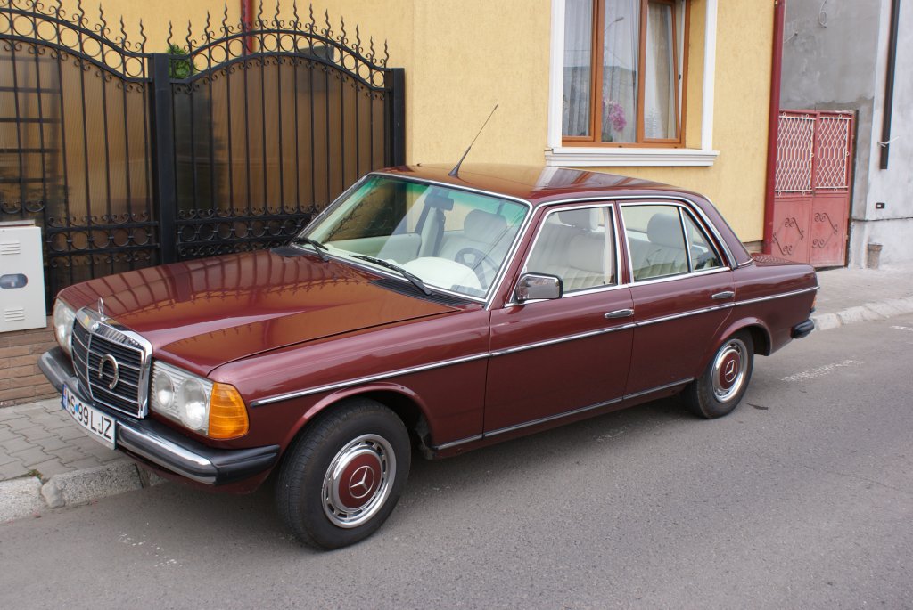 Mercedes Benz W123