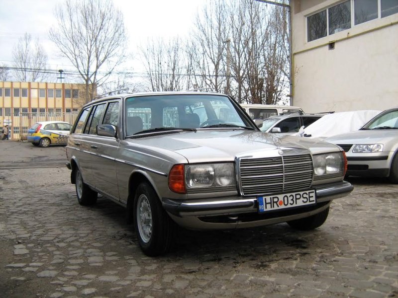 Mercedes-Benz W123 TE