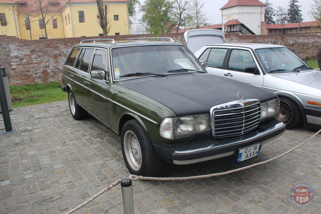 Mercedes Benz W123