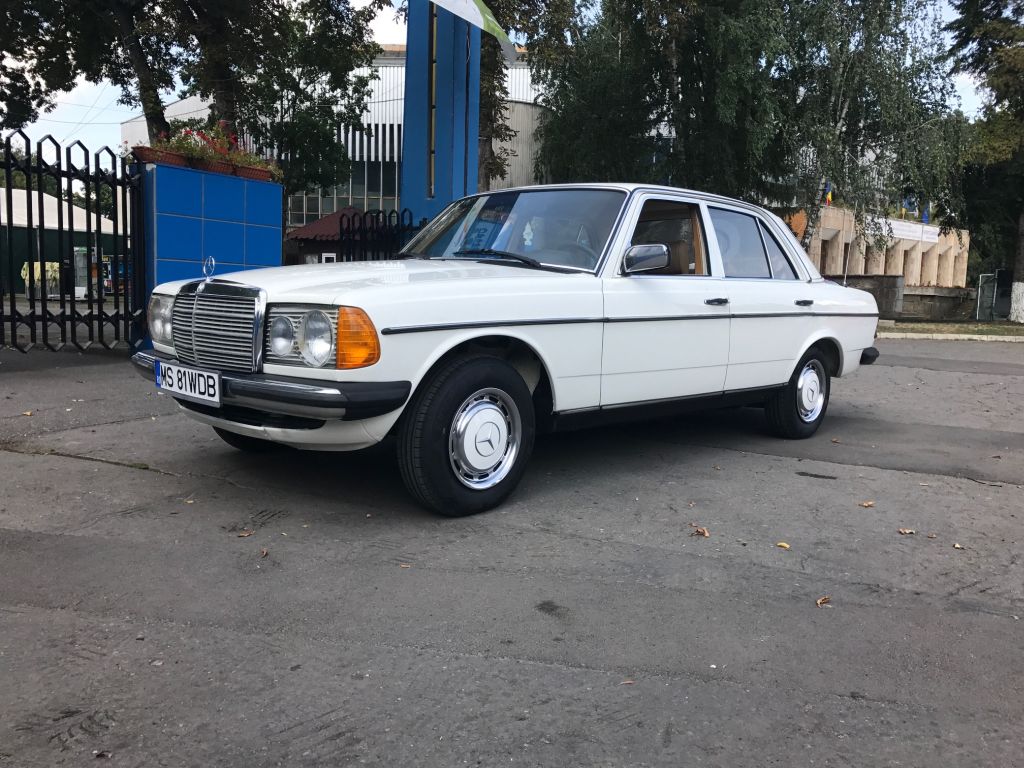 Mercedes Benz W123